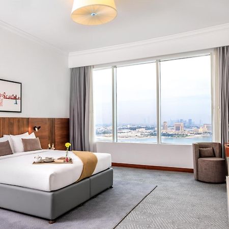 Somerset West Bay Doha Kültér fotó A bedroom at the hotel