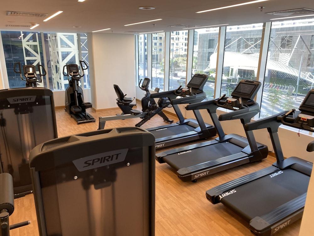 Somerset West Bay Doha Kültér fotó A gym in a hotel